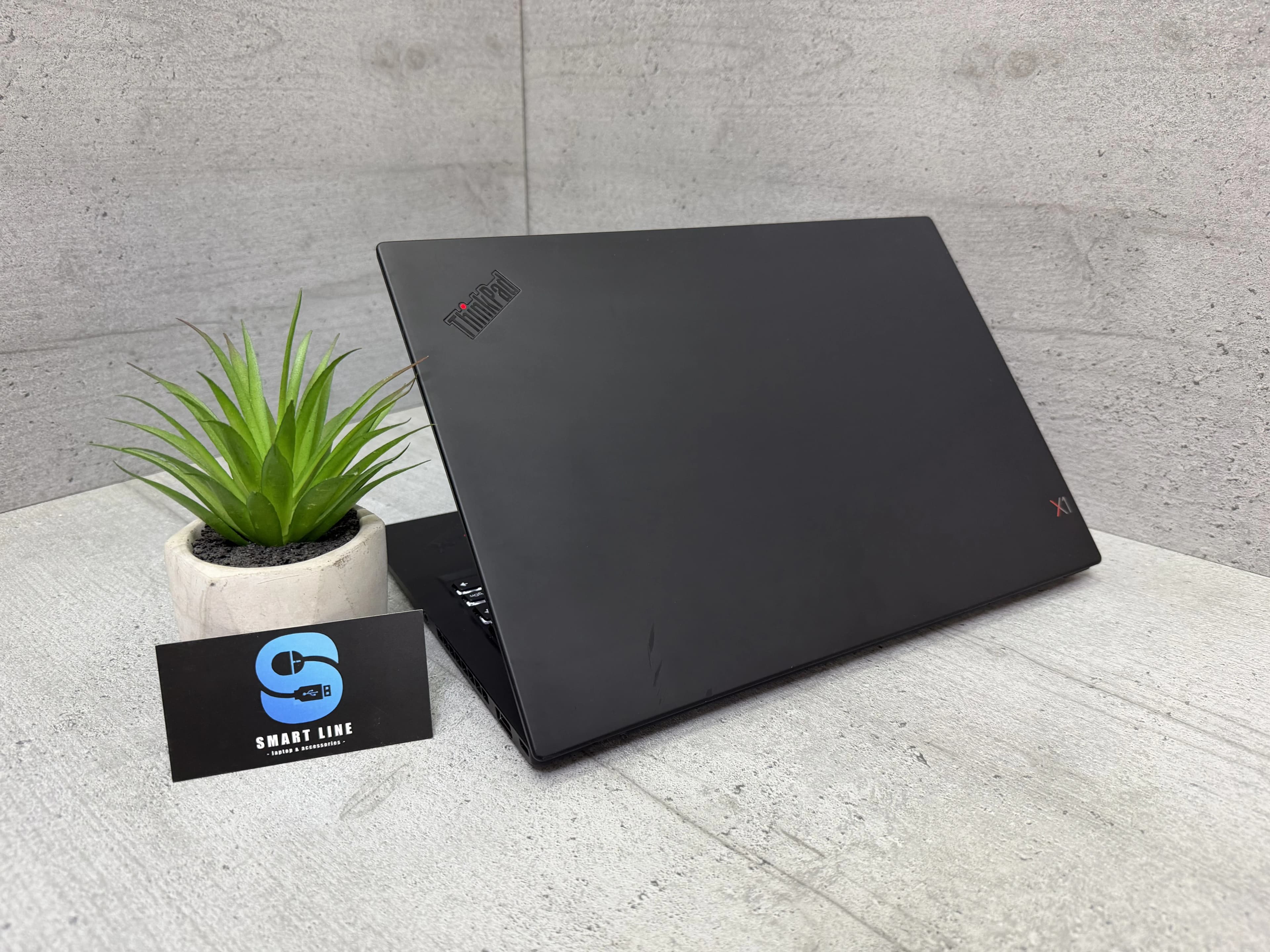 Ноутбук Lenovo X1 Carbon Gen 6